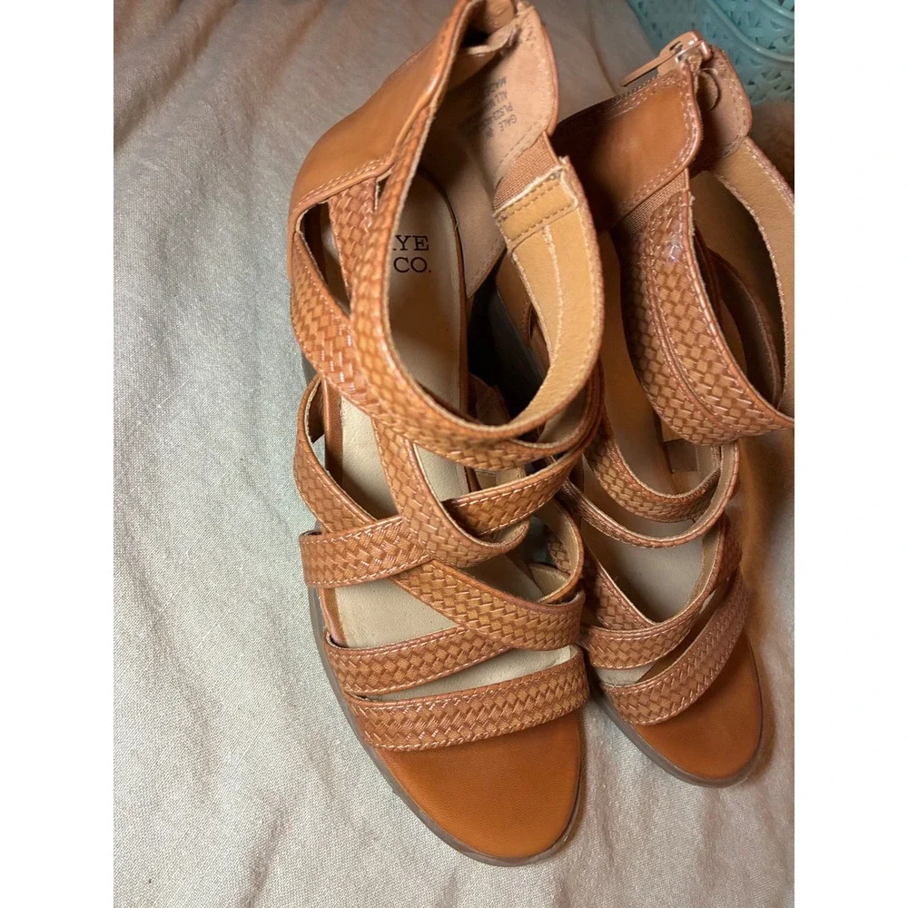 Frye and Co Gale Cognac Woven Strappy Wedge Sandals Brown Size 8M
